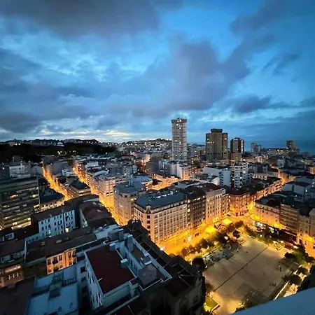 Skyline Coruna شقة