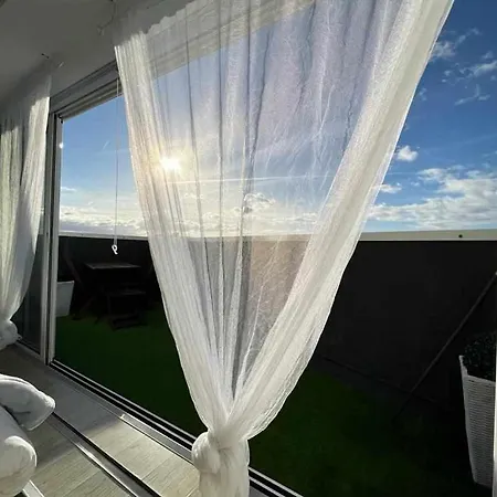 Skyline Coruna شقة آكورونيا