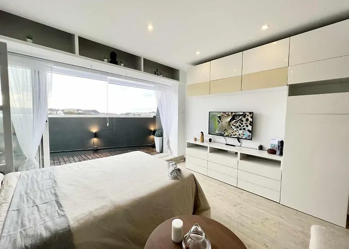 Skyline Coruna Apartment *